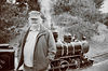 01/08/07 : The trainkeeper of the SF Zoo. Summicron 35/2, Reala.